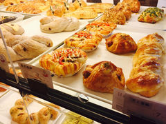 -米熊蛋糕店(天虹商场西丽店)
