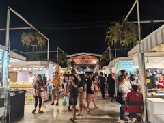 -席娜卡琳火车铁道夜市