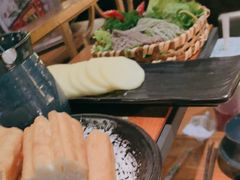 -湊湊火锅·茶憩(南京东路悦荟店)