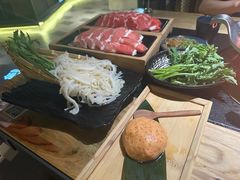 -湊湊火锅·茶憩(上海合生汇店)
