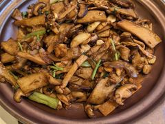 -八大碗·地道东北菜(白塔堡店)