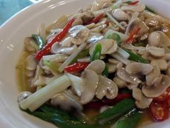 -怡得饭庄·30年老店·宋大妈昆明菜
