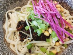 -奔驰北京极光星徽(四元桥店)