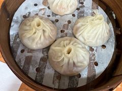 -莱莱小笼·乔艾