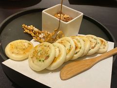 鹅肝酱拌葱油饼-桂语山房(满觉陇店)