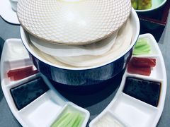 -北平食府·北京烤鸭(北京西站六里桥店)