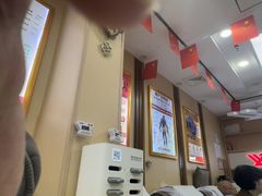 -郑远元专业修脚房(昌里东路店)