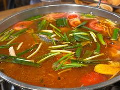 -亮欢寨酸汤鱼(沙冲路店)