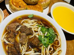 -清真吴记门钉肉饼·喜多利