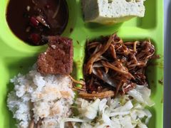 -同济大学本部学苑饮食广场