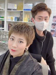 -米娜护肤造型