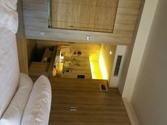 android_upload_pic-西安大雁塔科技大学地铁站亚朵酒店