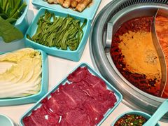 -季季红火锅(柳州城中万达二店)