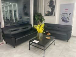 -Coo Hair salon
