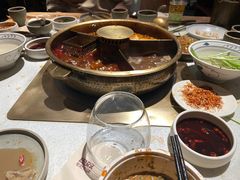 -巴奴毛肚火锅概念餐厅
