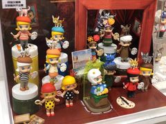 -泡泡玛特POPMART(蓝色港湾店)