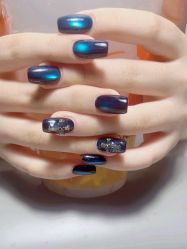 -丽心自助美甲美睫