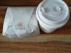 墨鸡-Catch Bagel(芳草地店)
