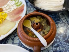 -桥香园云南过桥米线(金马碧鸡店)