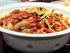 -川流不息·地道川菜·小龙虾(新松江路店)