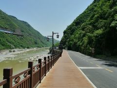 -汉中石门栈道景区