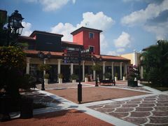 -佛罗伦萨小镇广佛名品奥特莱斯(疏港路店)