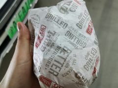 -The Habit Burger Grill 哈比特汉堡(爱琴海店)