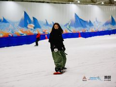 -乔波室内滑雪场