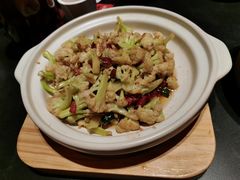 -鸽子侯·家宴·平价海鲜(市图书馆店)