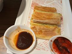 -新白鹿餐厅(滨江银泰店)