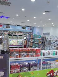 -玩具反斗城(德思勤店)
