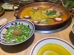 -洱火云南酸菜牛肉火锅(石景山当代商城店)