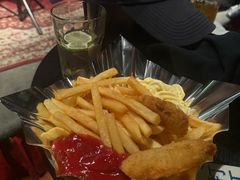 -东岸Cafe 爵士俱乐部