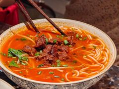 -粉八·云南米线·建水烧烤(常熟路店)