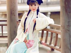 -九月鹰飞汉服摄影工作室