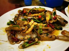 -鑫渔港海鲜本地菜·山海关浑锅(东戴河店)