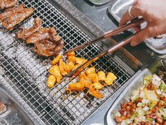 -马路牙子烧烤音乐酒馆(望京店)
