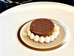 -L'ATELIER de Joel Robuchon(外滩18号店)