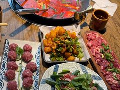 -贵厨酸汤牛肉(小十字店)