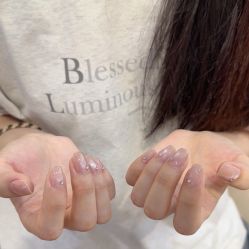 -UGIRL有个美甲