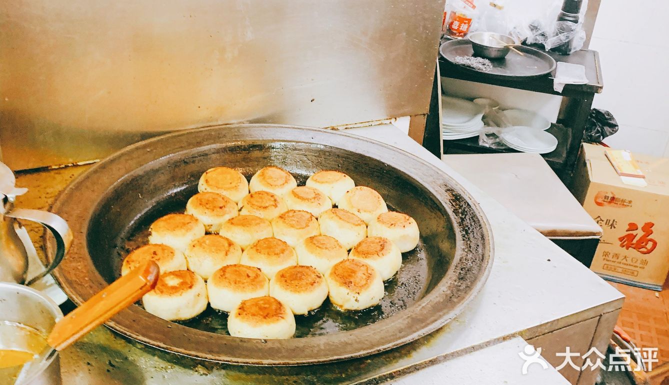 这家牛肉煎包为什么总排队？[捂脸]