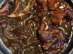 -八府香鸭·啫啫煲(华山路店)