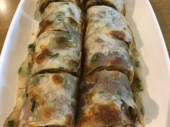 葱饼卷牛肉-台北楚楚园馅饼粥(虹桥南丰城店)