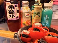 -W COLLECTIVE  DESSERT SHOP