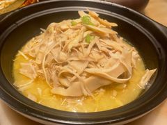 -佬麻雀·新湘菜(珠海金发购物中心店)