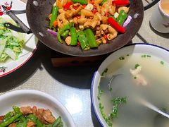 -老湖南民间菜·牛肉十八炒(花都店)