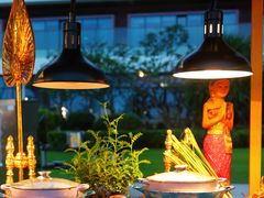 -JW万豪厨房餐厅·滨海草坪烧烤·海鲜·海景(三亚绿发山海天JW万豪酒店)