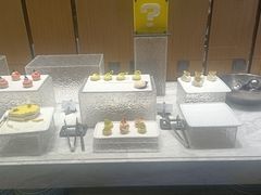 -飨食汇全日制餐厅·昆山皇冠假日酒店(九方店)