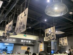 -张翻越·川渝冒菜·武汉黑鸭煲(城北万象城店)