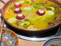 -洱火云南酸菜牛肉火锅(石景山当代商城店)